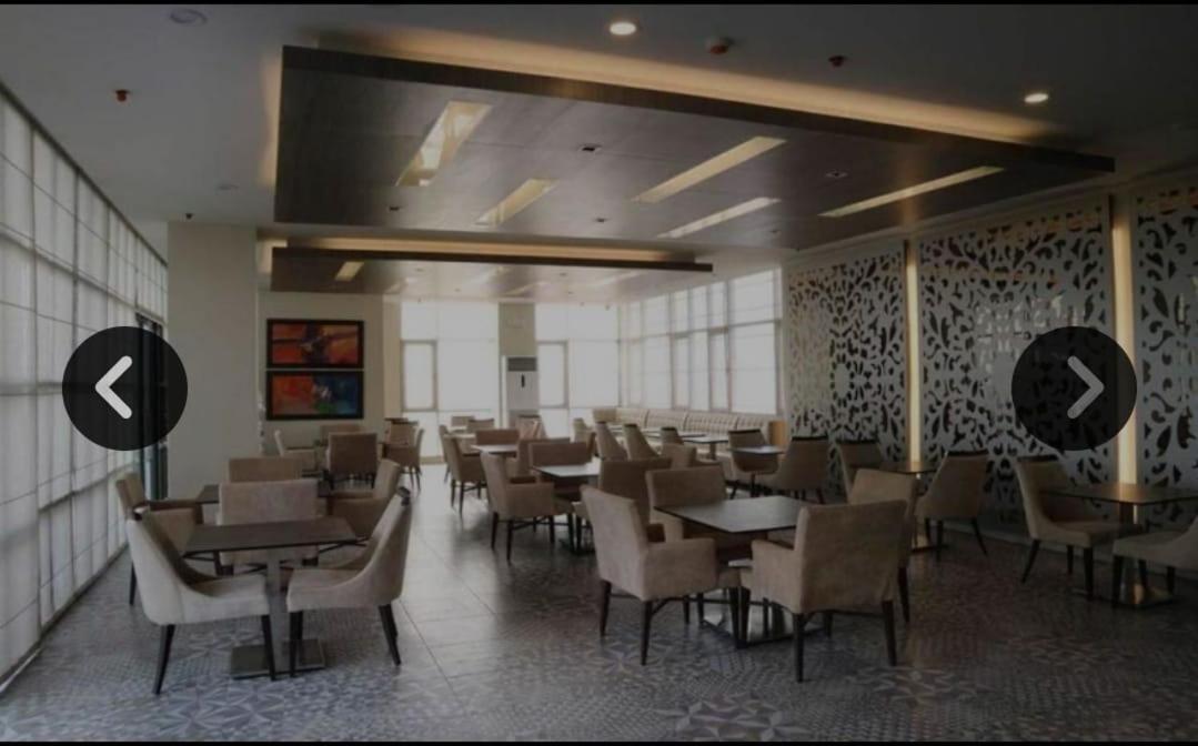 My Happy Place West Avenue Suites Quezon City Esterno foto