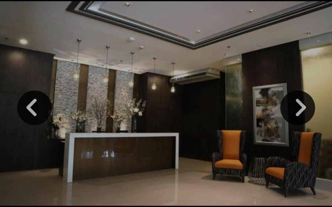 My Happy Place West Avenue Suites Quezon City Esterno foto